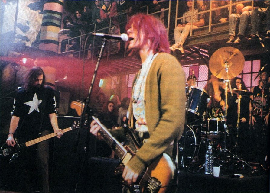 Nirvana performing on 120 Minutes in 1992